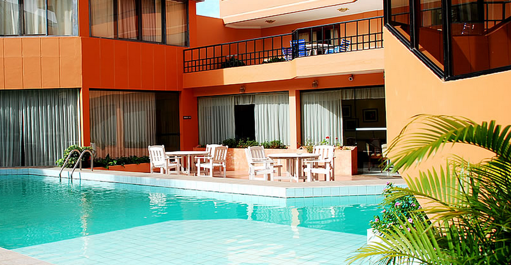 سانتا كروز دي لا سي House Inn Apart Hotel المظهر الخارجي الصورة